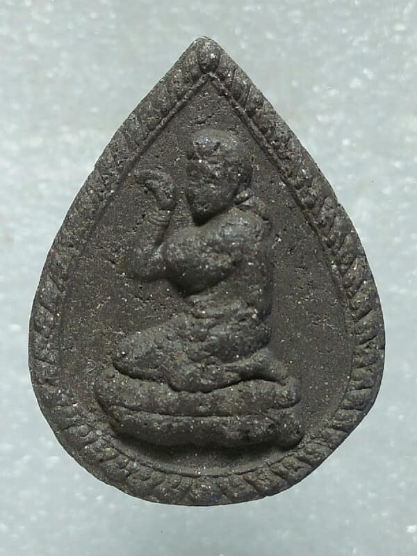 นางกวักเนื้อผง หลังยันต์ 