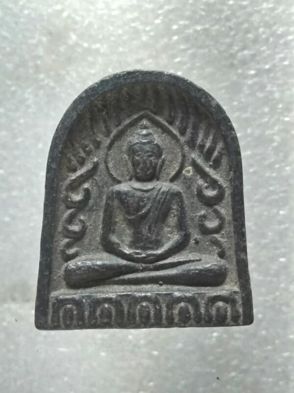 พระซุ้มกอเนื้อผง หลังยันต์ วัดธรรมมิการาม ลพบุรี 