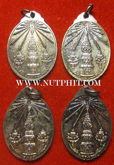 ชุด 9 องค์ พระธาตุพนม สวยกริ๊บ(แท้เก่าแก่มาตั้งแต่ปี ๒๕๒๐)*75