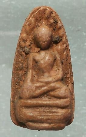 พระรอด วัดช้าง เนื้อดิน