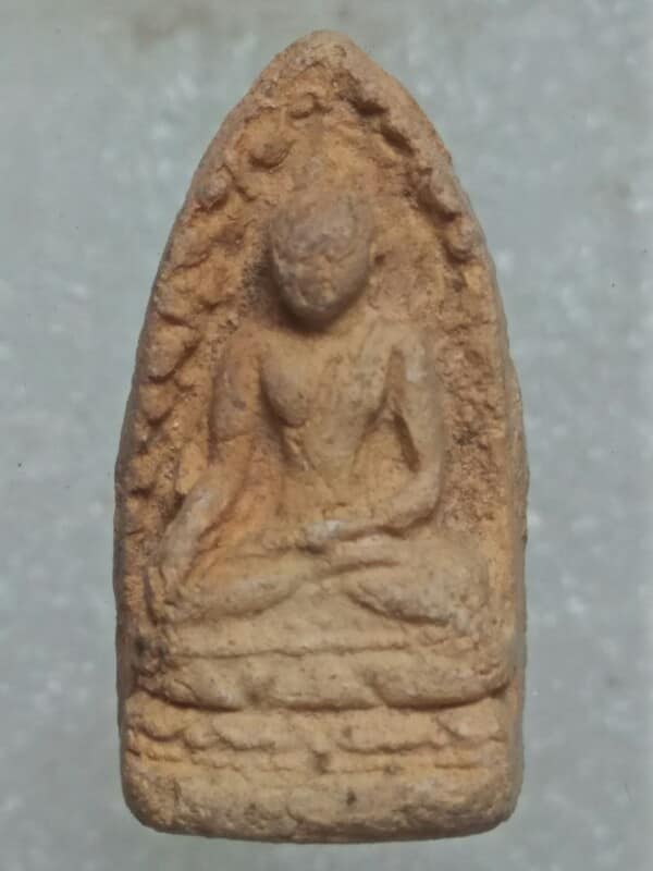 พระรอด  ไม่ทราบวัด