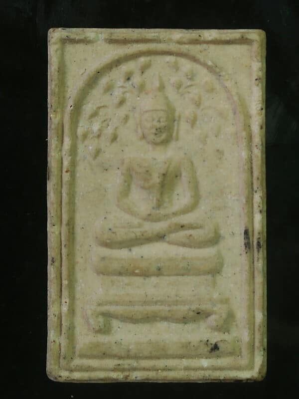 พระสมเด็จคะแนนปรกโพธิ์ หลังยันต์รางๆ 