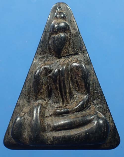 108*สมเด็จนางพญา ไม้พญางิ้วดำ เข่าโค้ง หลวงพ่อเกษมฯ กริ๊บยันกล่อง+รับประกัน 3 สูงสุด