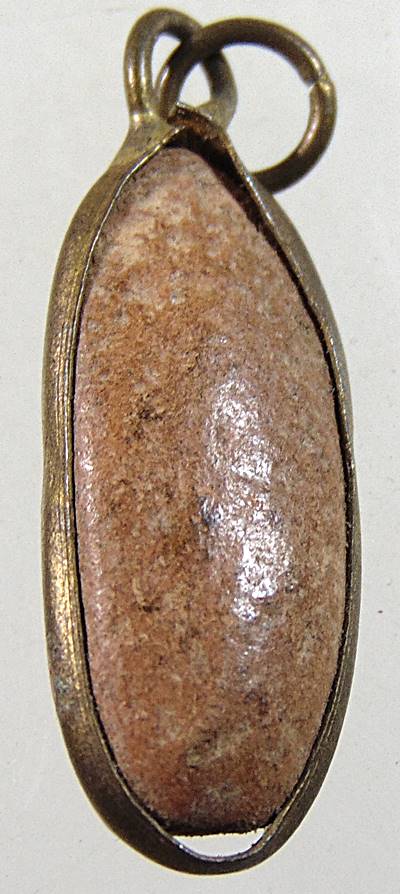 ๒๐ พระลีลาเนื้อดิน องค์เล็ก