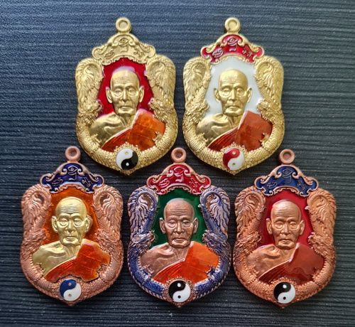 เคาะแรกแดง..มังกรพันล้าน ๒๕๖๓..รวม ๕ เหรียญ กล่องเดิม..ลพ.พัฒน์ วัดห้วยด้วน จ.นครสวรรค์ / จัดส่ง ems