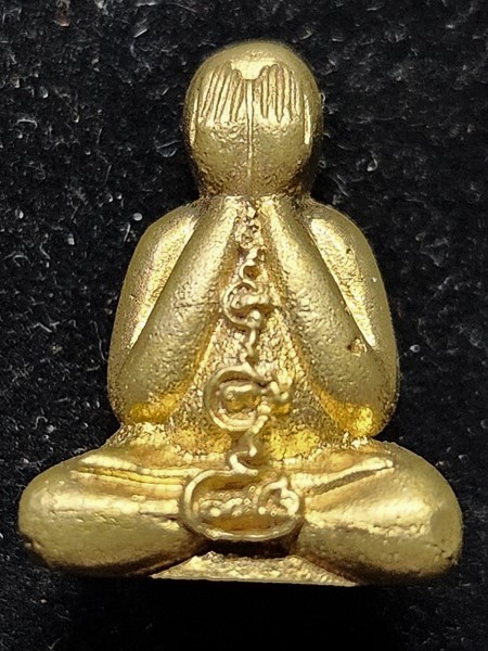  รูปหล่อพระปิดตา พิมพ์เล็ก เนื้อทองเหลือง ใต้ฐานยันต์