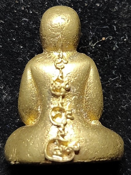  รูปหล่อพระปิดตา พิมพ์เล็ก เนื้อทองเหลือง ใต้ฐานยันต์