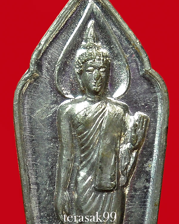 พระพุทธ 25 ศตวรรษ พิมพ์พระศกจุด เนื้อชินตะกั่ว ปี2500 กล่องเดิมจากวัดสวยๆ(2)