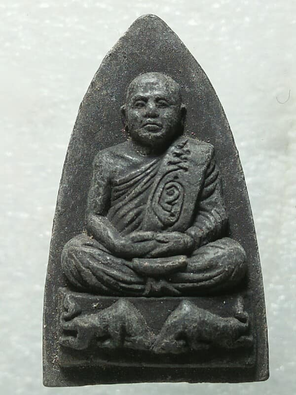 พระผงหลวงปู่เขียน วัดกระทิง จันทบุรี 