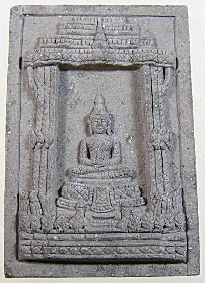  สมเด็จพระแก้วมรกต วัดบวรนิเวศ ปี ๓๔ ฝังข้าวเปลือกรอด