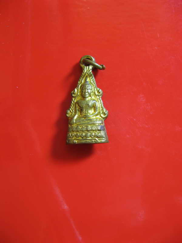 K1564 พระพุทธชินราชลอยองค์ ก้นอุดกริ่ง วัดเขาสำเภาทอง หลวงปู่ทิมปลุกเสกปี 18 สวยๆ