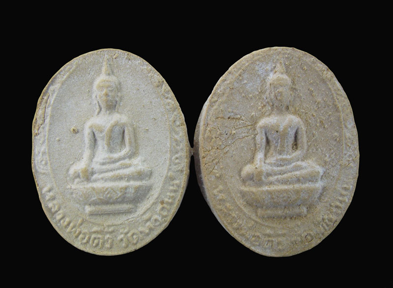 K1764 พระพิมพ์รูปใข่ หลวงพ่อติ้ววัดหัวถนน ปี19 พระเดิมๆ 2 องค์