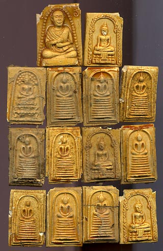 K1774 กรุวัดเกาะกลอย จ.ระยอง หลวงปู่ทิมปลุกเสก ปี 14 ตามสภาพเดิมๆค่ะ
