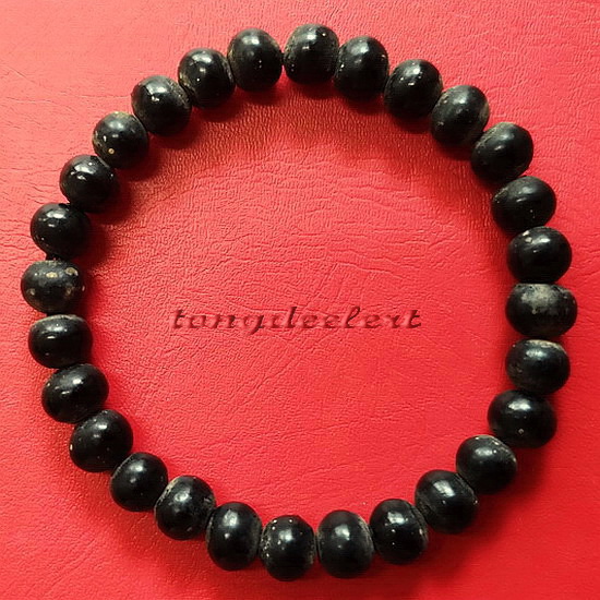 ประคำมือผงว่านเกสร 108 หลวงพ่ออุตตมะ วัดวังก์วิเวการาม อ.สังขละบุรี จ.กาญจนบุรี