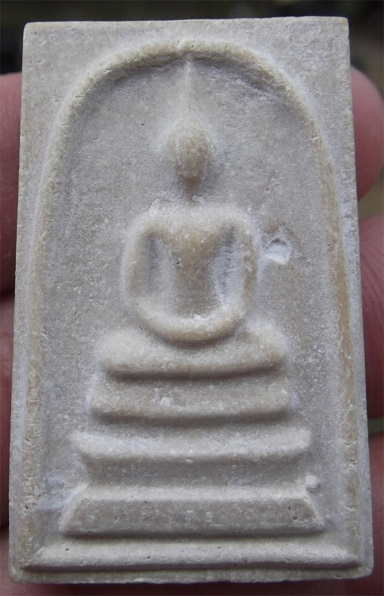 K2163สมเด็จบางขุนพรหม พิมพ์ใหญ่ ปี๒๕๓๙ หลังตรายาง (นิยมตัวจริง) พร้อมกล่องเดิมจากวัด พระเท้ เก็บเดิม