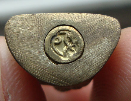 K2171รูปหล่อกริ่ง หลวงพ่อมอญ วัดแกลงบน จ.ระยอง ปี35 กล่องเดิม