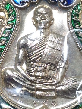 K2188หลวงพ่อคูณ EOD กะไหล่เงินลงยา เสมาเต็มองค์ 971 สวยงามสุดขีดซีลเดิม แยกชุดกรรมการ ไม่มีกล่องครับ