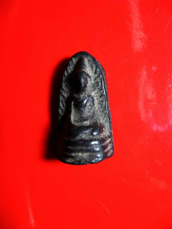 K1850 พระรอดหลวงพ่อทาบ วัดกระบกขึ้นผึ้งปี05