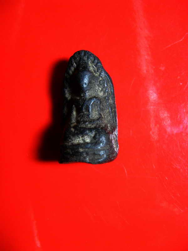 K1853 พระรอดหลวงพ่อทาบ วัดกระบกขึ้นผึ้งปี05