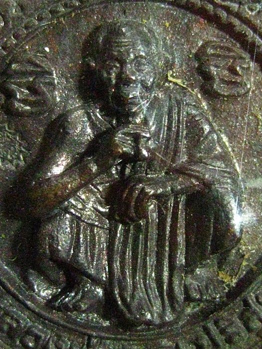 เหรียญหล่อลวงพ่อคูณ ปริสุทโธ พิมพ์ล้อแม็ค รุ่นเสาร์ 5 คูณทรัพย์แสนล้าน เเนื้อทองแดง สร้าง 23 มี.ค. 2