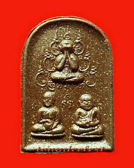 พระมหาโชคมหาลาภ หลวงพ่อเล็ก วัดสันติคิรีศรีบรมธาตุ(วัดเขาดิน)จ.กาญจนบุรี เนื้อว่าน หายาก สวยมากค่ะ