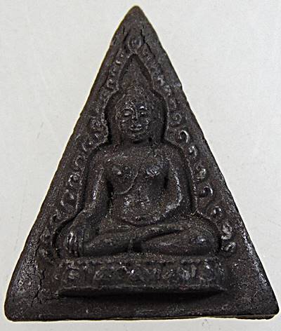 พระนางพญารุ่นแรกหลวงพ่อดี วัดหนองจอก จ นครราชสีมา ปี๒๐