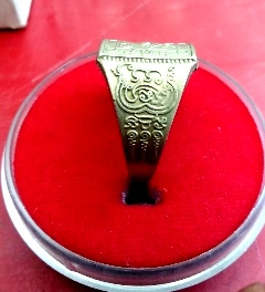 แหวนวัดขนอมใต้พระครูวิมลปลุกเศกพิธีเสาร์๕ขนาดรอบวง๖๐-๖๒