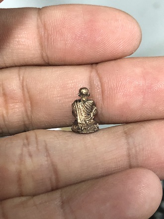 หลวงพ่อคูณ ที่ระลึกสรงน้ำ รุ่นพิเศษ เอกลักษณ์รุ่นจิ๋ว ปี38 พร้อมกล่องดิม