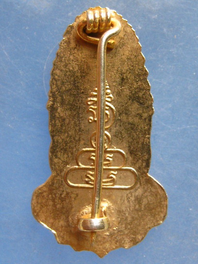 เข็มกลัด หลักเมือง จ.จันทบุรี