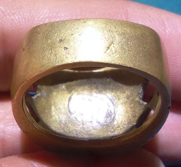 แหวนรุ่นแรก แม่ชีเมี้ยน ปานจันทร์ (หลวงพ่อใหญ่ มนุษย์เหนือโลก) วัดถ้ำกระบอก จ.สระบุรี 