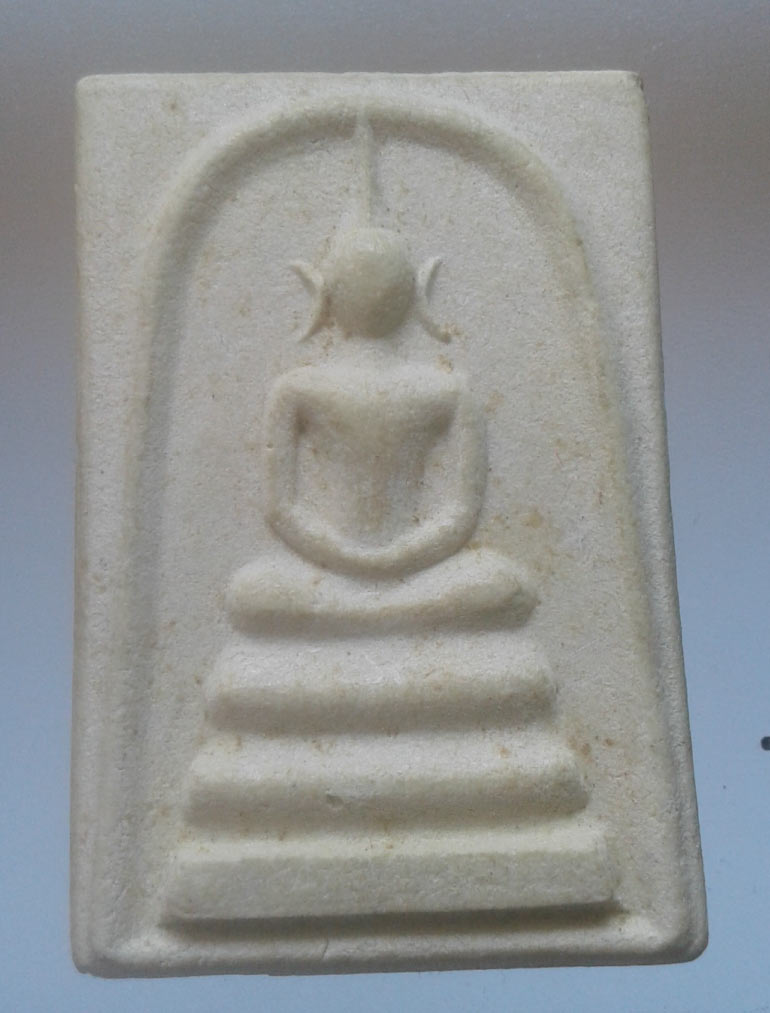 พระสมเด็จพิมพ์หูบายศรี หลังรูปเหมือนหลวงพ่อบ่าย ธัมมโชโต วัดช่องลม จ.สมุทรสงคราม ปี 2516 เนื้อผงพุทธ