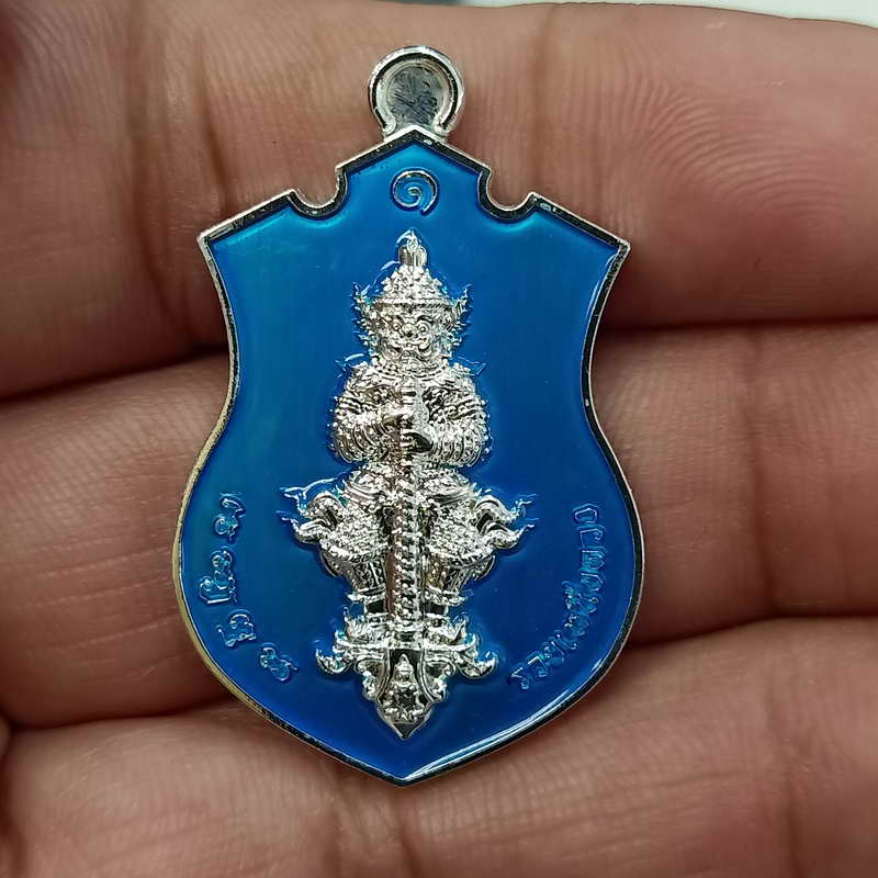 เหรียญท้าวเวสสุวรรณ รุ่นแรก รวยเหนือดวง หลวงพ่อรวย วัดมาบตาพุด จ.ระยอง ปี 2565 เนื้อทองแดง