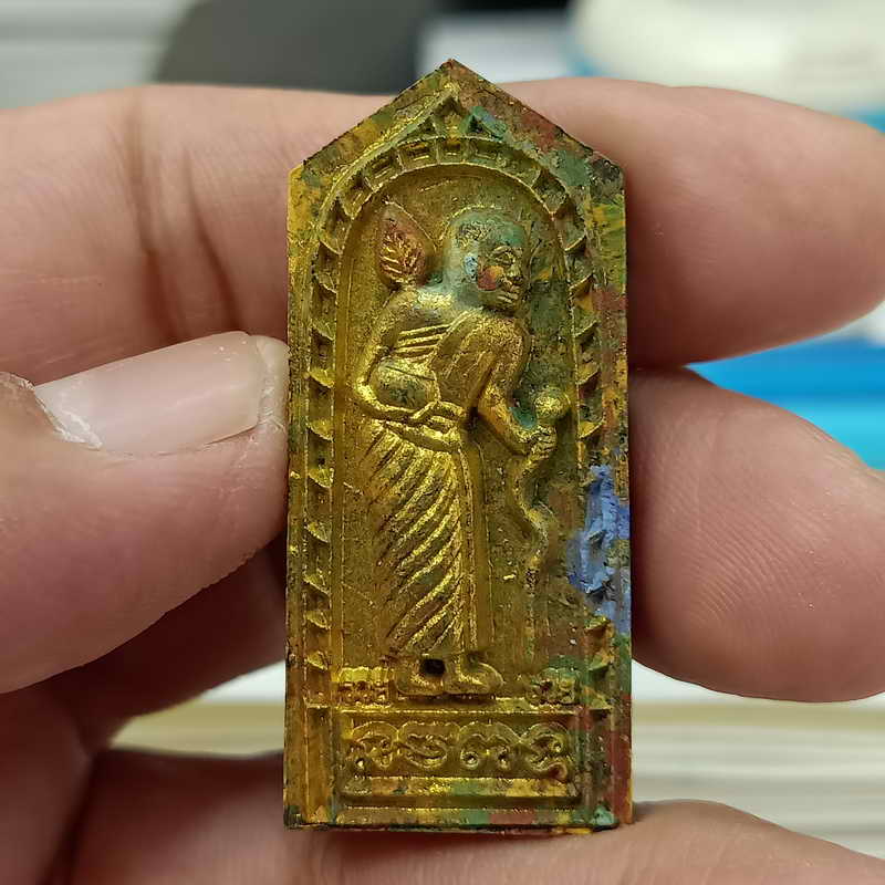 นำฤกษ์พิเศษ พระผงสีวลี หลังยันต์ห้า(รุ่นแรก) ทีมพี่เสือสร้าง หลวงพ่อรวย วัดมาบตะพุด จ.ระยอง ปี 2566 