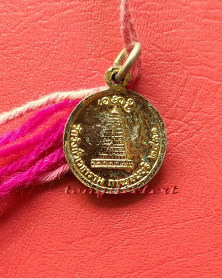 ประคำผงว่านเกสร108 รุ่นแรก หลวงพ่ออุตตมะ วัดวังก์วิเวการาม จ.กาญจนบุรี มีเหรียญห้อยปลายประคำด้วยค่ะ