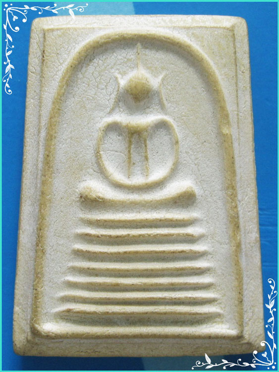 ..ลพ.ระหงษ์ วัดแค อย. พระสมเด็จ พิมพ์เจ็ดชั้น เนื้อผงเก่าๆ หลังชื่อ..