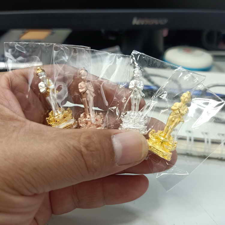 ไอ้ไข่ชุด 4 องค์ รุ่นรับทรัพย์เศรษฐี 63 ครั้งแรก รุ่นแรก วัดสวนขัน อ.ช้างกลาง จ.นครศรีธรรมราช 4 องค์