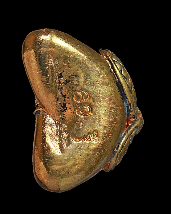 พระปิดตาพังพะกาฬ รุ่นเหนือการเวลา ปี2559 เนื้อกะไหล่ทอง วัดพระมหาธาตุ No. 69 จ.นครศรีธรรมราช 