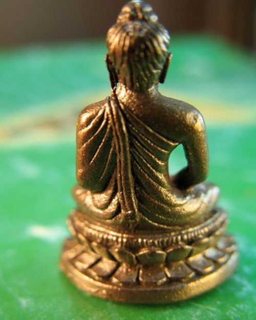 วัดใจกันไป...ให้ไว้บูชา.//// กริ่งสมเด็จย่า7รอบเฉลิมพระชนม์84พรรษาเนื้อนะวะผสมออกแดงผิวพรายเงินพุทธา