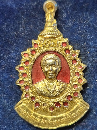 เหรียญลงยา สมเด็จพระนางเจ้ารำไพพรรณีพระบรมราชินีนาถ  เทิดพระเกียรติ หลัง รัชการที่7