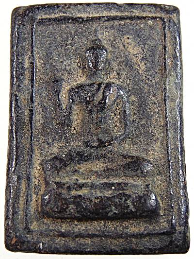 พระพิมพ์พุทธกวัก เนื้อดินผสมผงและสีผึ้งเขียว หลวงพ่อทาบ วัดกระบกขึ้นผึ้ง ปี 2505 หลวงปู่ทิม วัดระหาร