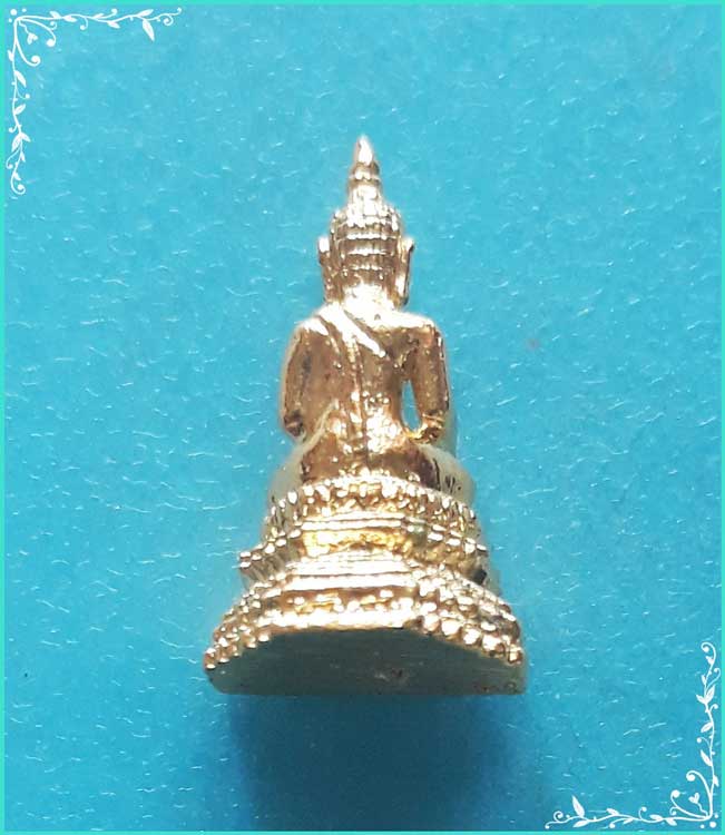 ..พระมงคลบพิตร อย. พระรูปหล่อ ลอยองค์ กะไหล่ทอง พิมพ์จิ๋ว ปี 47..