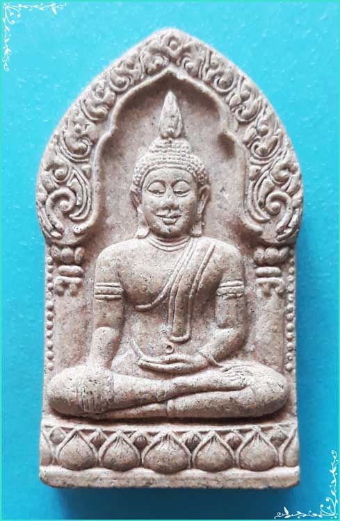 ..ลป.ทองเหลือ วัดท่าไม้เหนือ พระขุนแผน เนื้อผงเก่าๆ หลังยันต์..