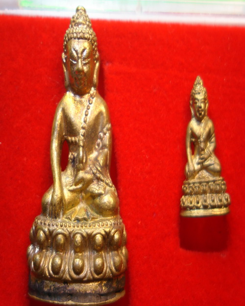 พระกริ่ง-พระชัยวัฒน์ ลป.คำพันธ์ วัดธาตุมหาชัย รุ่นมหาชัย ปี35..ผิวหล่อโบราณก้นเชื่อมฝาปั้มชื่อหลวงปู