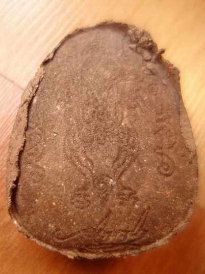 รุ่นประสพการณ์รอดตายจากสึนามืภูเก็ต2547////สุดยอดพระผงปิดตาเนื้อว่านยาผงพุทธคุณครูบากฤษณะ อินทวันโณ 