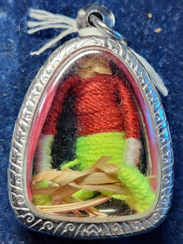 วัดบ้านแจ้ง ร้อยเอ็ด หุ่นพยนต์สายพรายหลวงปู่จันทร์  พร้อมใบฝอย(คาถา) วิธีบูชาใช้งาน