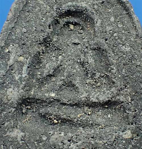 ขายขาดทุน!!!พระปิดตาหลวงปู่เฮี้ยง วัดป่าฯ พ.ศ.๒๕๐๘ พิมพ์ปีกกว้างหลังแบบ+บัตรรับรองพระแท้*188