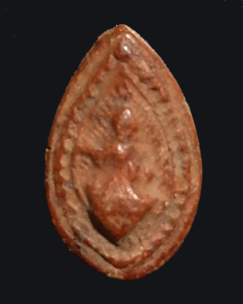  นางกวักเนื้อดินผสมผง หลวงพ่อทาบ วัดกระบก ขึ้นผึ้ง ระยอง ปี 05