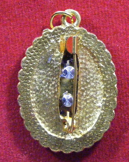 ล็อกเก็ตเข็มกลัด หลวงพ่อก้าน จิตตธัมโม วัดถ้ำเป็ด อ.ส่องดาว จ.สกลนคร