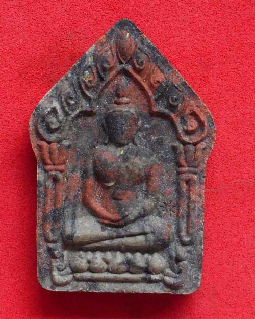 ขุนแผนนำโชคหลวงปู่สมภาร ปัญญาวโร    วัดป่าวิเวกพัฒนาราม อ.พรเจริญ จ.บึงกาฬ