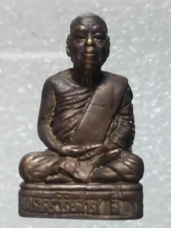 รูปหล่อหลวงพ่อลี่ วัดสละบาป สิงห์บุรี + กล่อง ปี ๓๕ 